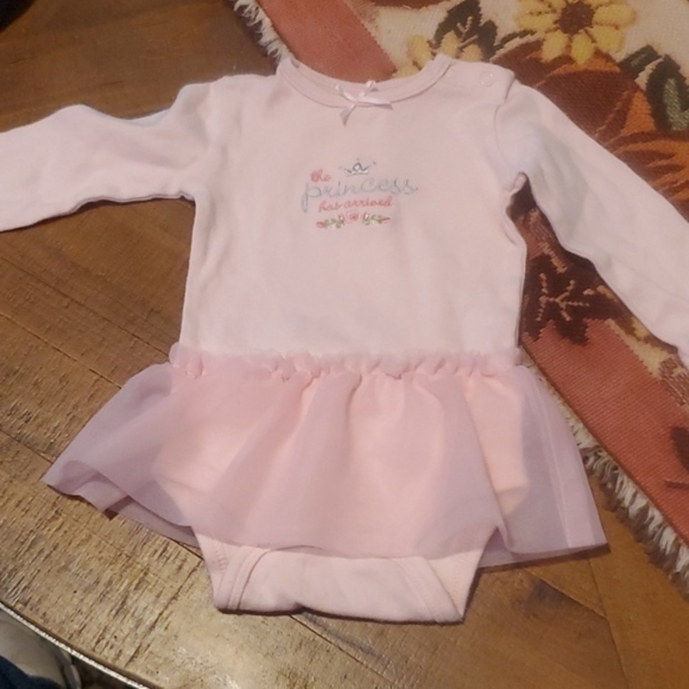 🐻     Stepping Stones long-sleeved Onesie size 0-3 months